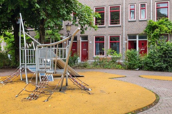 Medium property photo - Djambistraat 27-3, 1094 AX Amsterdam